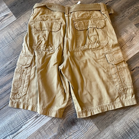 Men’s union Bay cargo shorts size 34W - Picture 2 of 2
